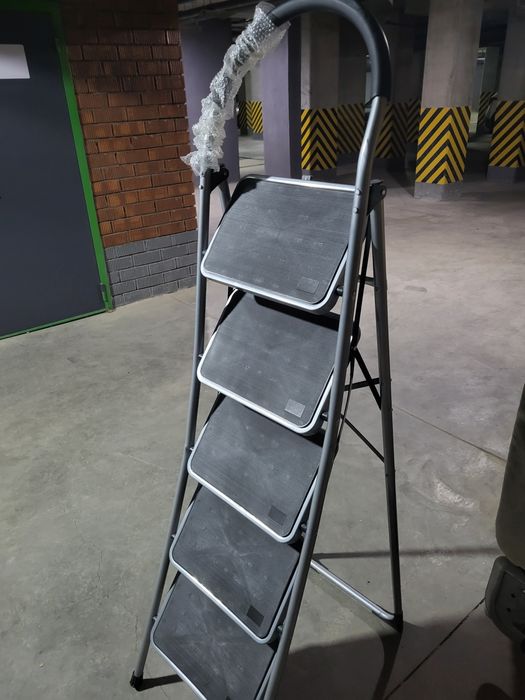 Продаётся лестница