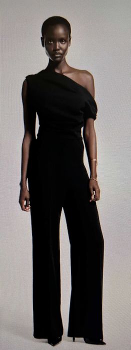 Salopetă asimetrică