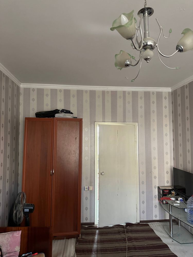 Продаю квартиру 2 комнатуную