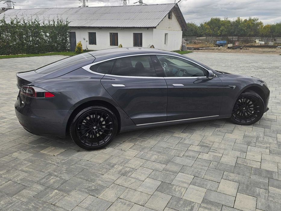 Tesla S 75  Berlina 2017 TVA inclus