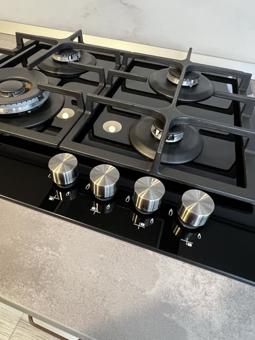 Plita pe gaz marca Whirpool