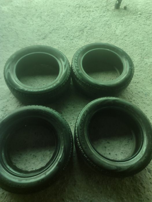 Продам шины зимние Тriangle размер