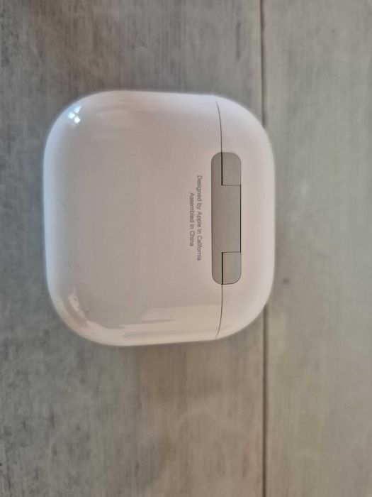 Airpods 4 sigilate