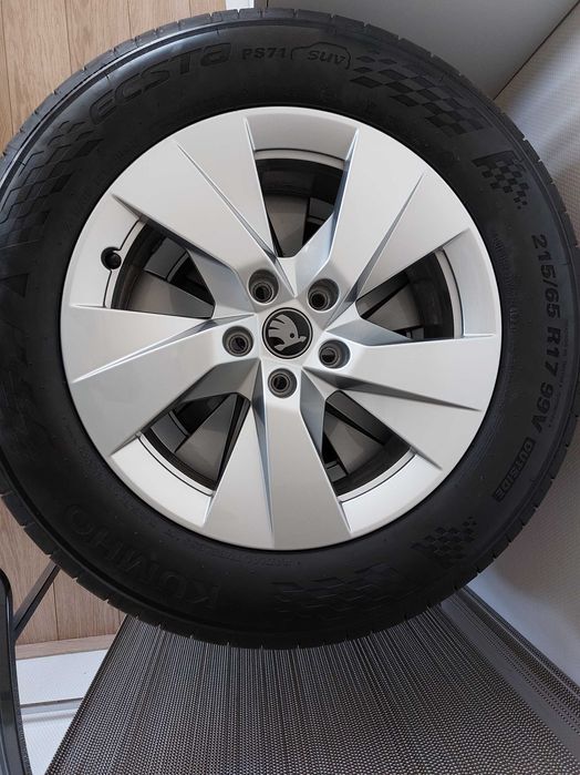 Нови летни гуми Kumho Ecsta PS71 SUV 215/65/17