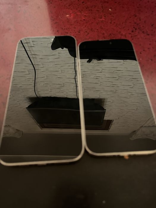 Maket telefon ayfon 16 pro bilan 15 pro max