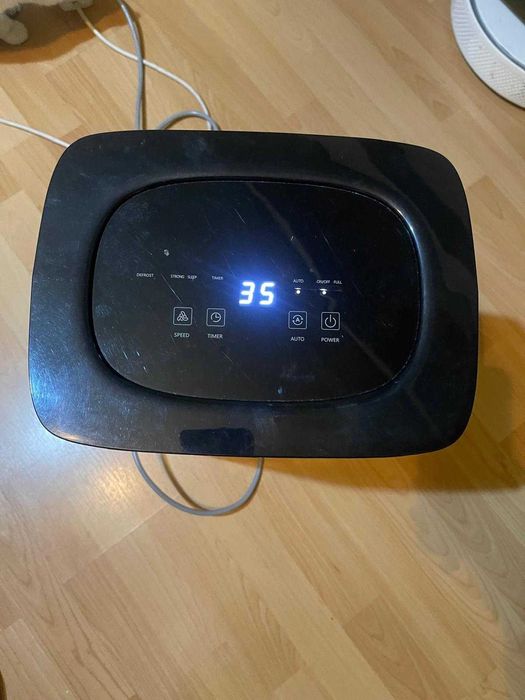 Dezumidificator CONOPU 12 L/zi, drenaj continuu, 24H Timer On/Off
