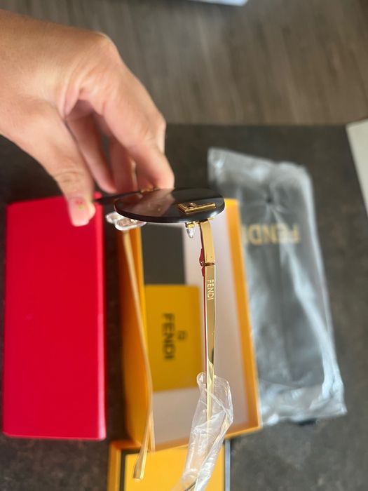 Fendi слънчеви очила