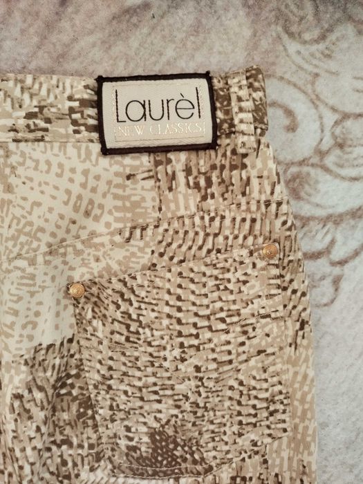 Laurel by Escada пола