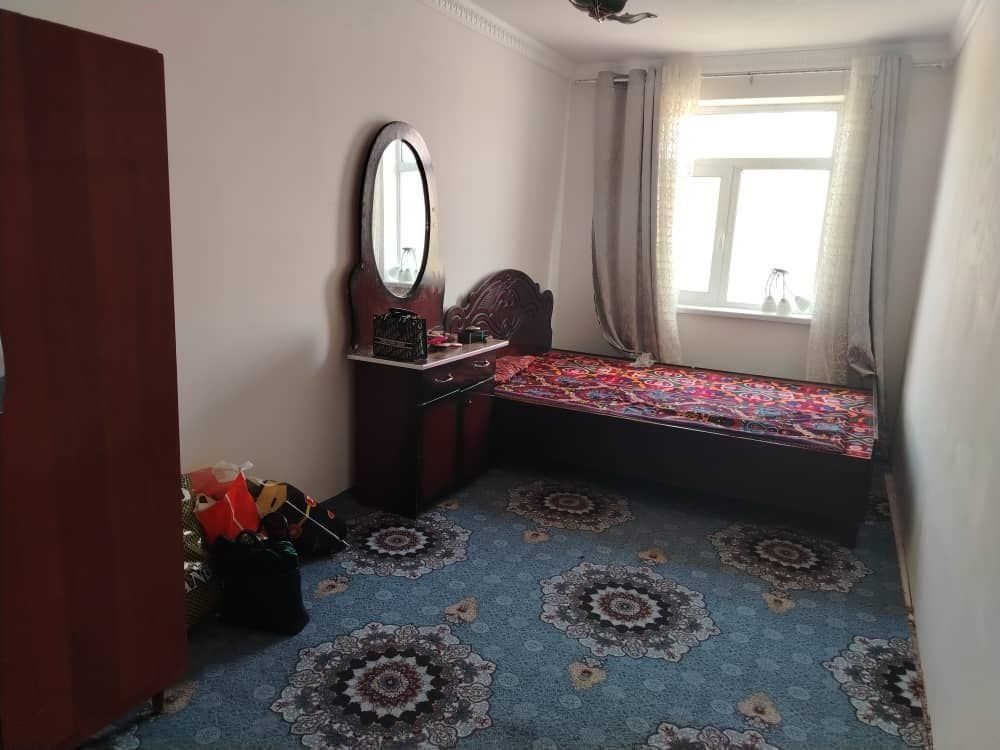 Jo'ra ek Salon yaqinida 2 xonali kvartira ijaraga beriladi