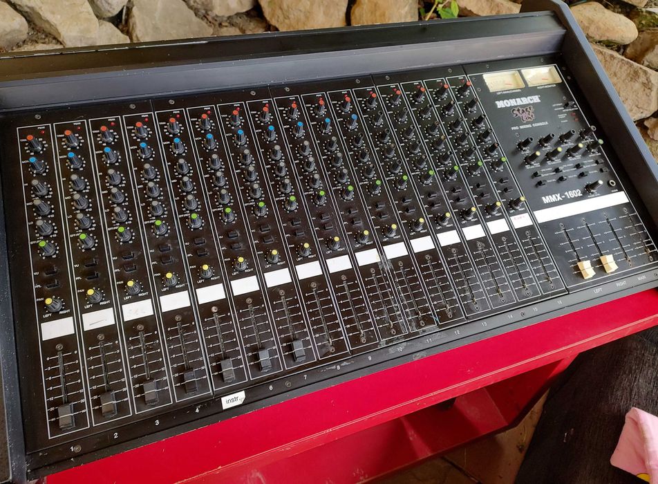 Mixer audio analog 16 canale Monarch Stageline MMX 1602 - vintage 1985