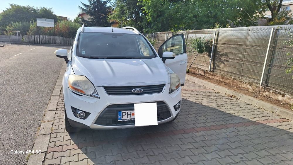 Autoturism Ford Kuga
