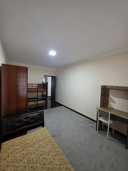 Продаётся трёхкомнатная квартира Кибрай Областной ОВИР.