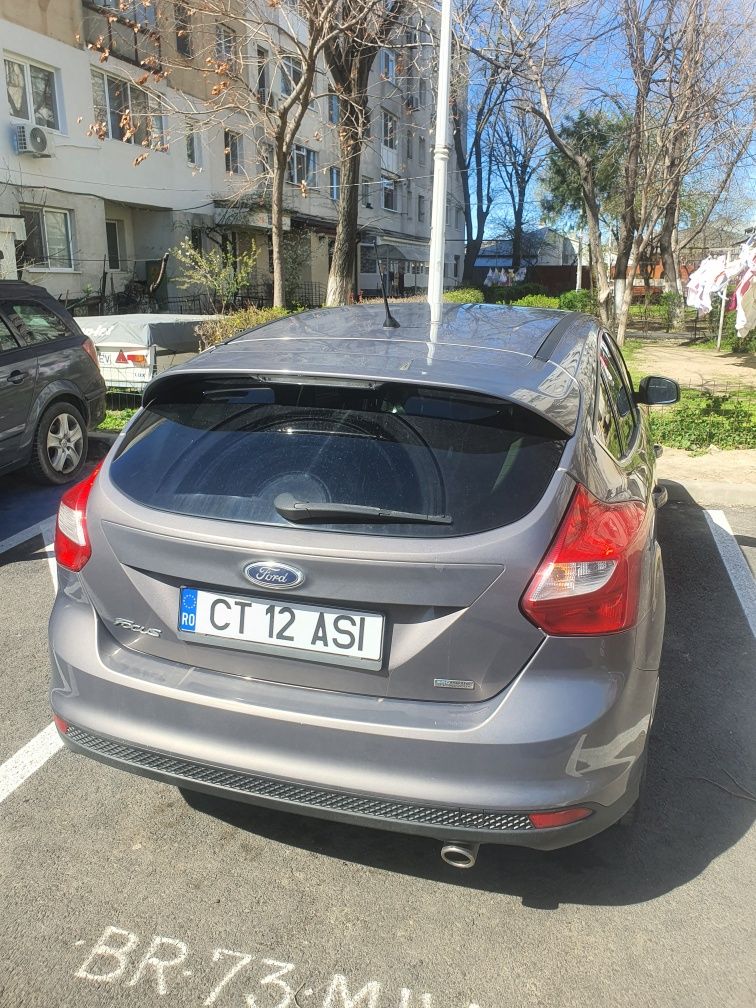 Vând Ford Focus 1.6, 182 CP