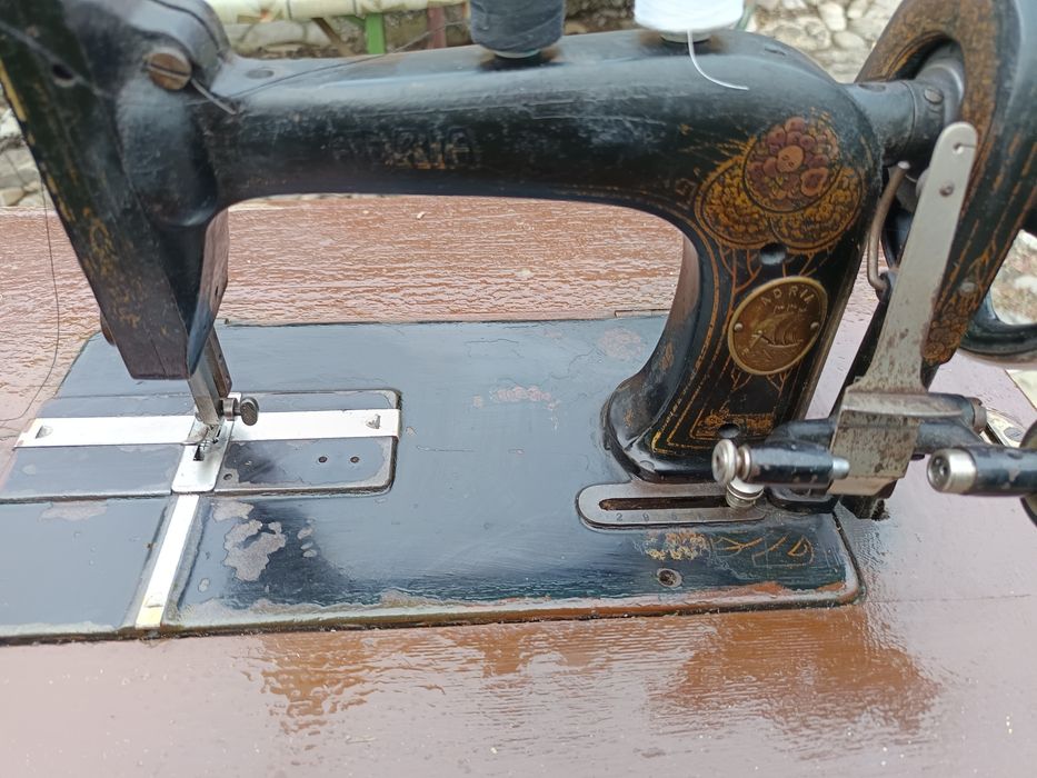 Vand masina de cusut Adria