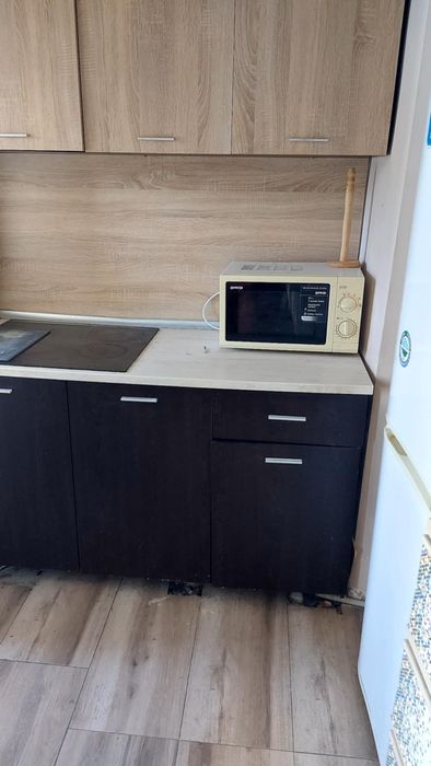 Продава се Тристаен апартамент в Хасково, Промишлена зона - Юг - 90 кв.м за 992 €/кв.м - Снимка #4