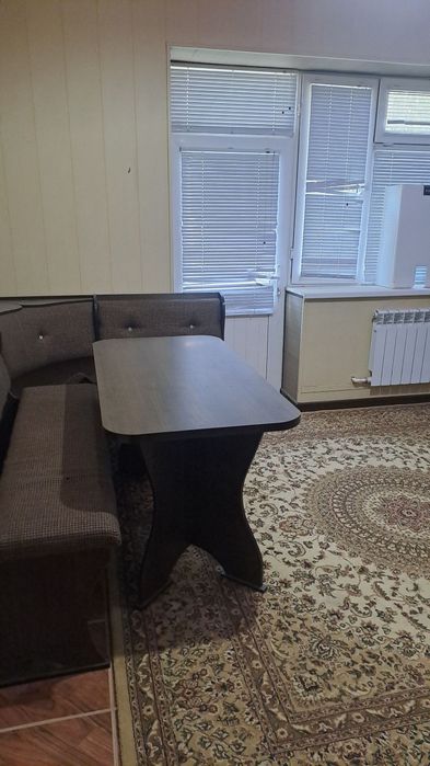 Стадион кучада 3хонали кв 300$га ижарага берилади