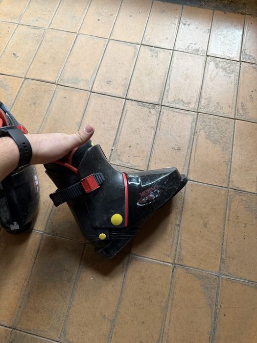 Детски ски обувки