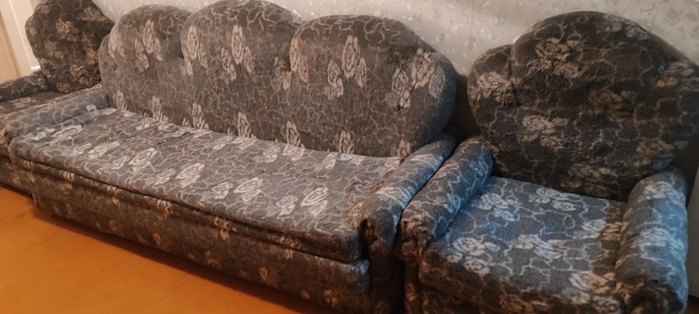 Продам Диван тр-ся химчистка