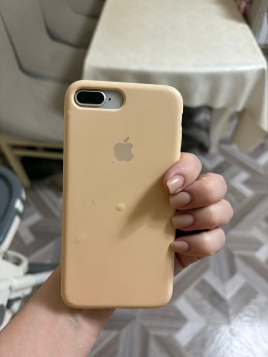 Айфон 8+ в идеальном состояние