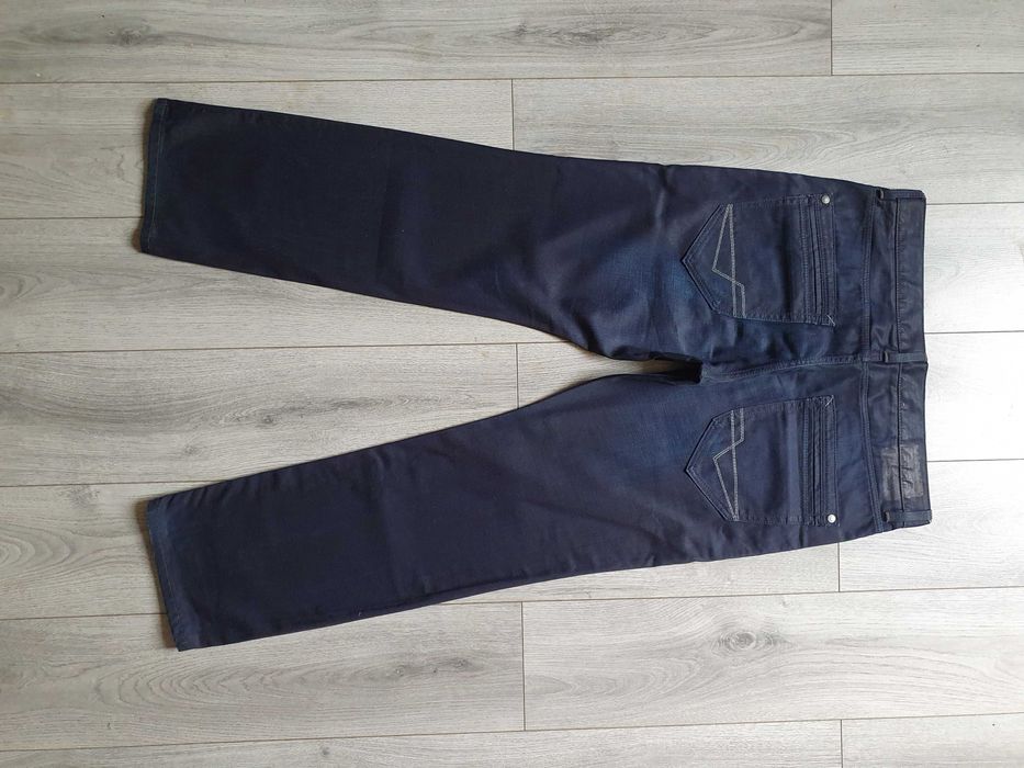 Blugi ESPRIT "Rock Loose Fit" - Marime W36 L32 (Talie 103 cm)