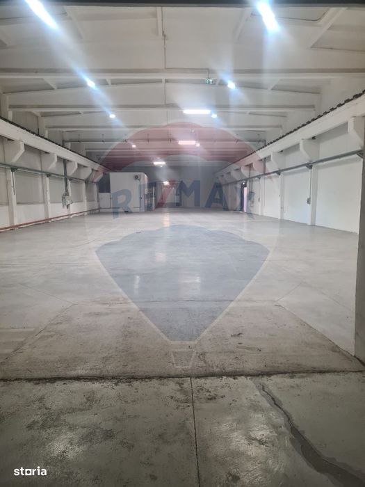 Spațiu industrial de 1,188mp de închiriat în zona Exterior Nord