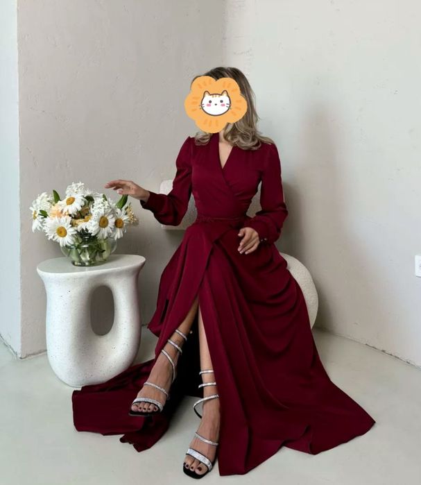 Платье праздничное.