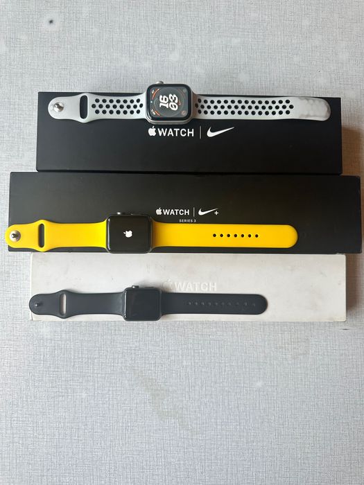 Продам свои Apple Watch 1 , 3 NIKE plus