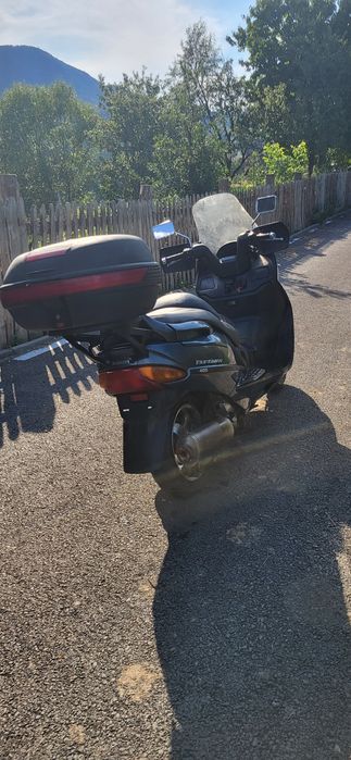 Suzuki Burgman 400