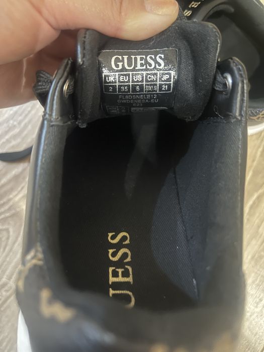 Дамски кецове Guess