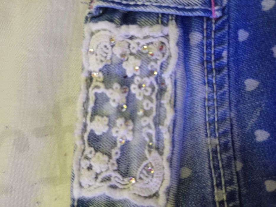 Детски дънки в отлично състояние