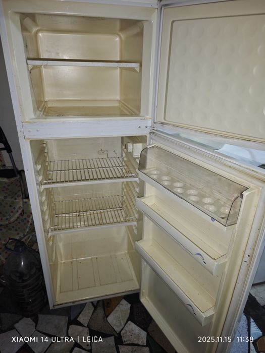 Продам 2 холодильника.Б/У.