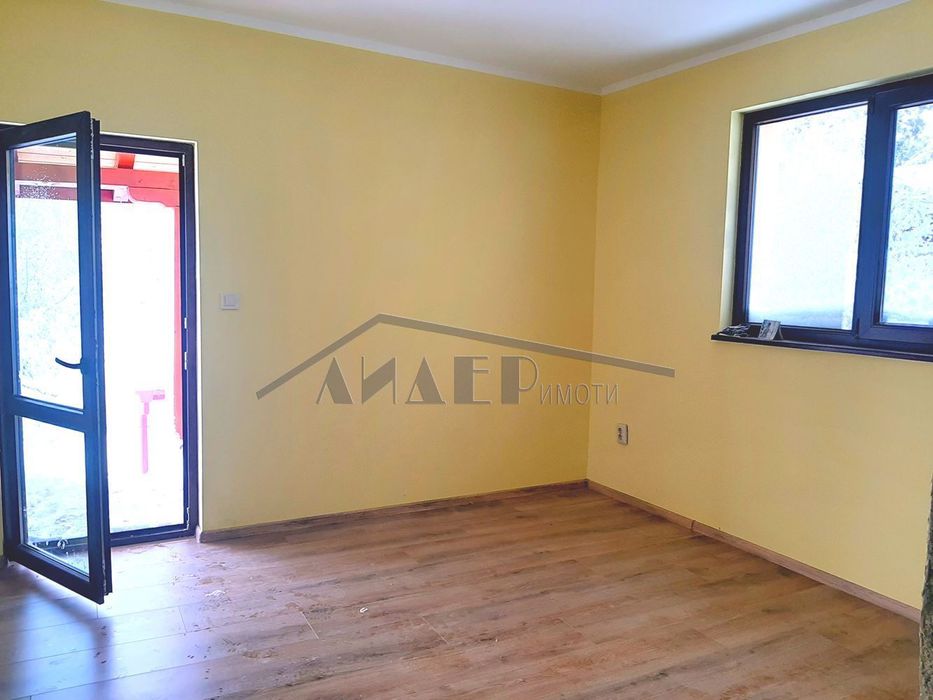 Продава се Къща в с. Извор, Област Пловдив - 165 кв.м за 848 €/кв.м - Снимка #6