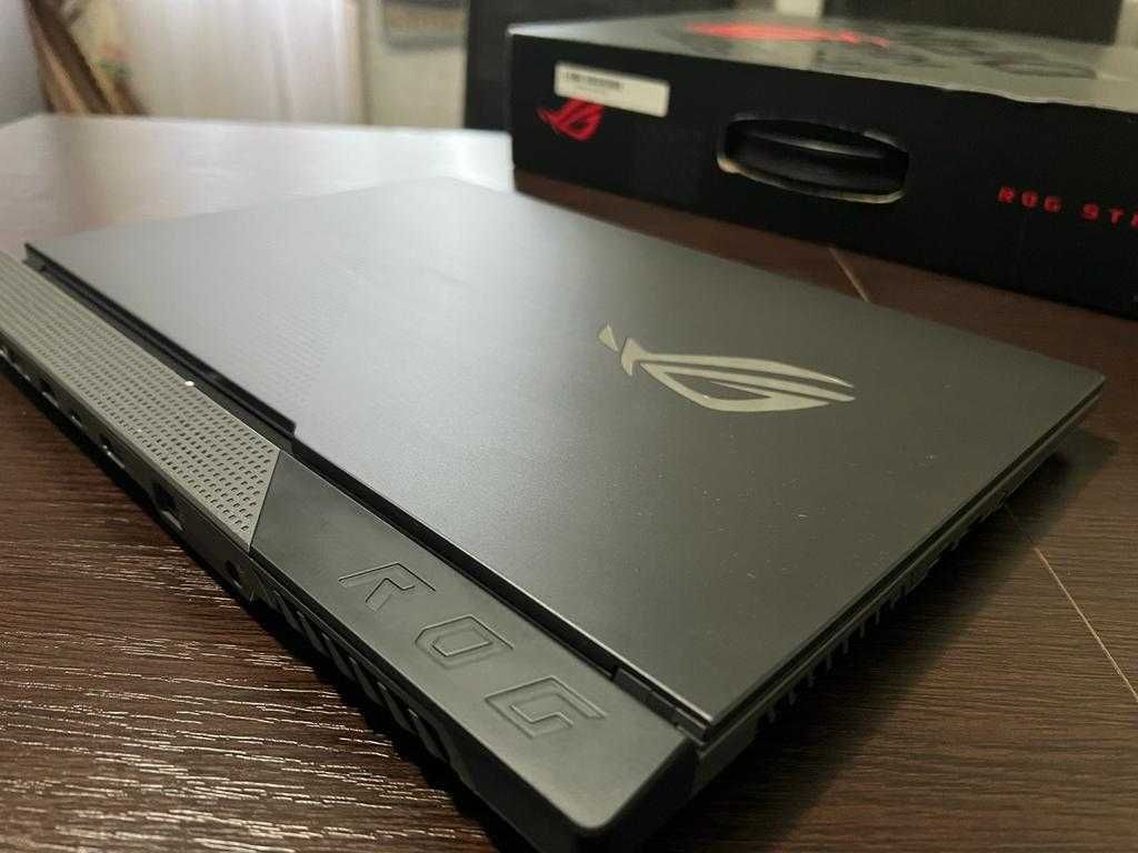 Laptop ASUS Gaming ROG Strix G15 G513QR-HF010T