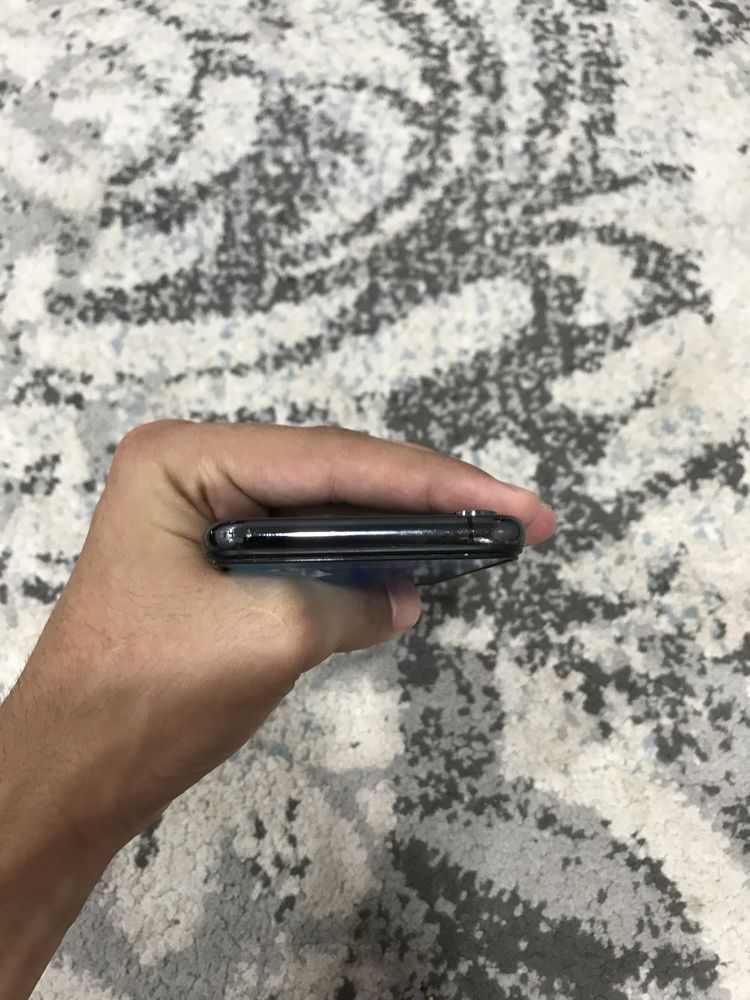 Iphone xs sotiladi