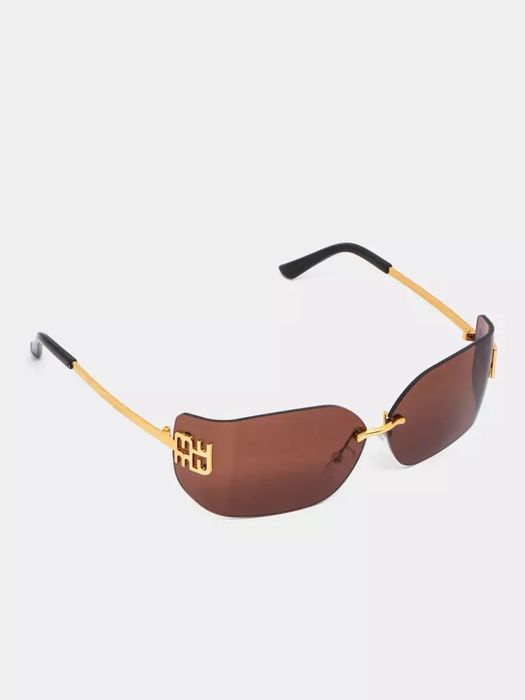 Miu Miu kozoynak ayollar uchun