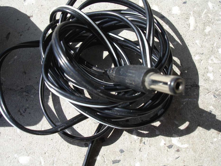 BELL Phones - качествено зарядно адаптер за телефон