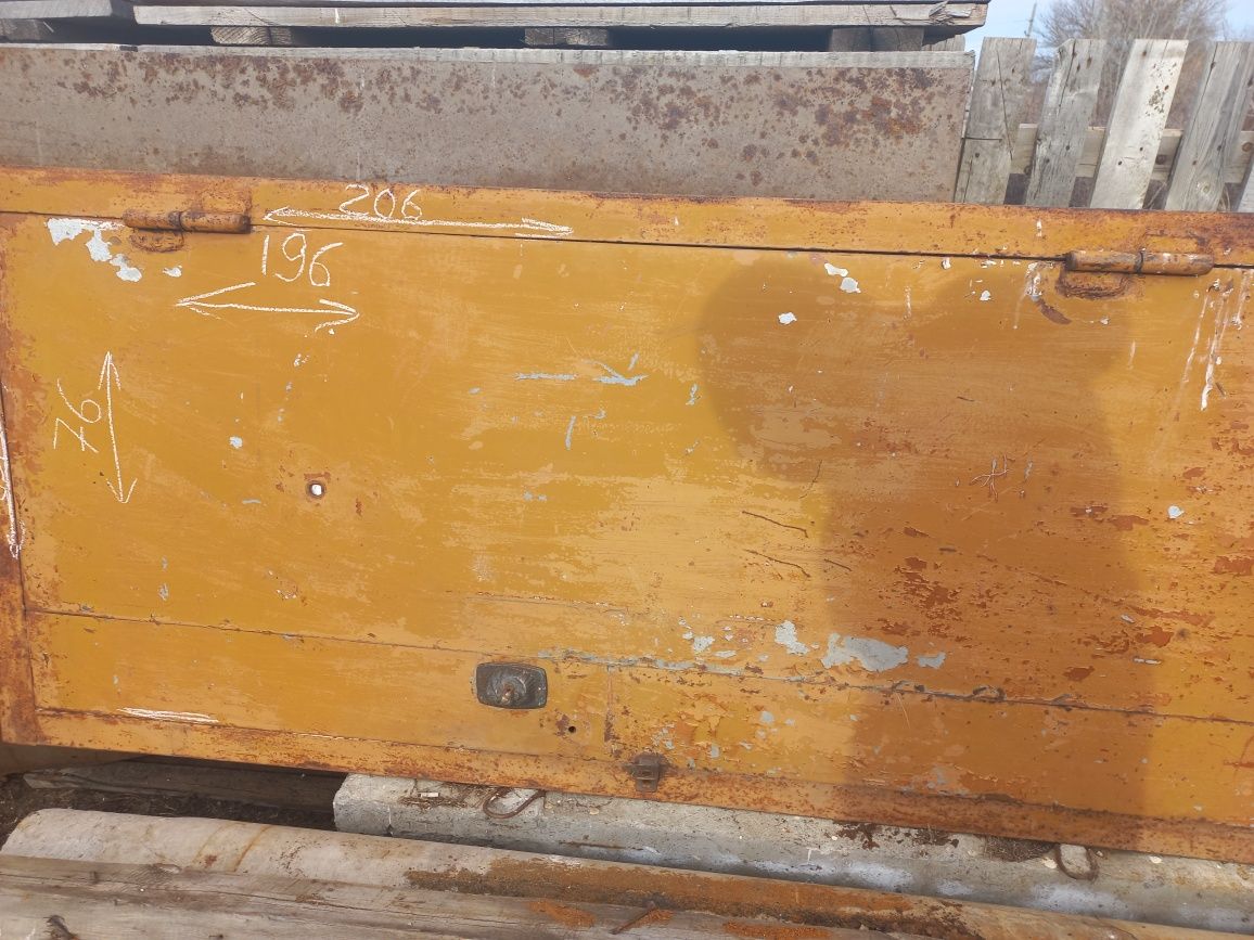 Продам дверь железную