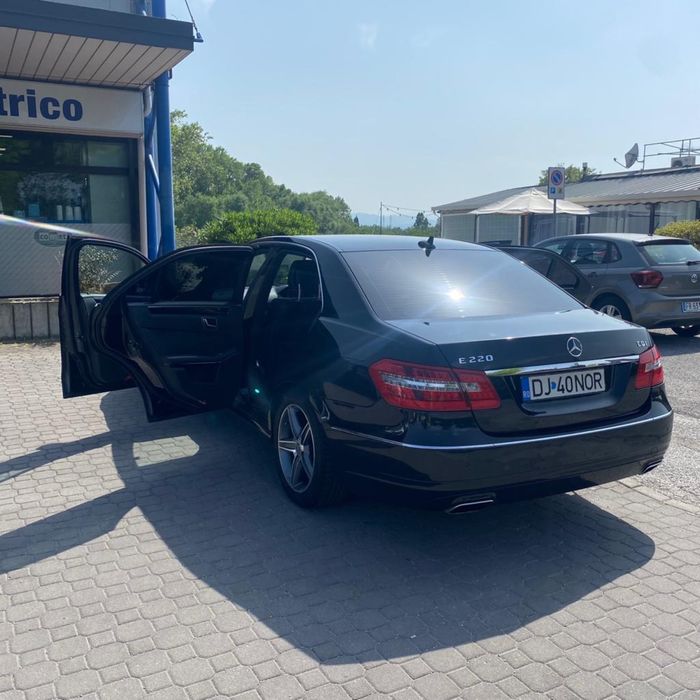 De Vanzare Mercedez-Benz E CLASSE 2012 euro 5