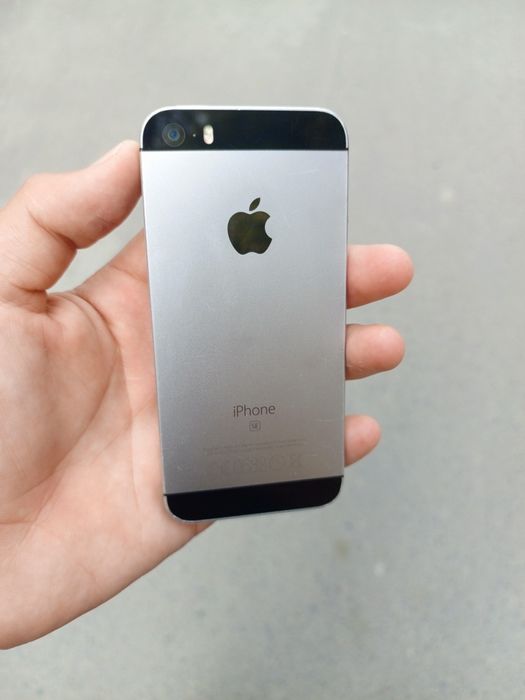 iPhone 5 SE (2016)