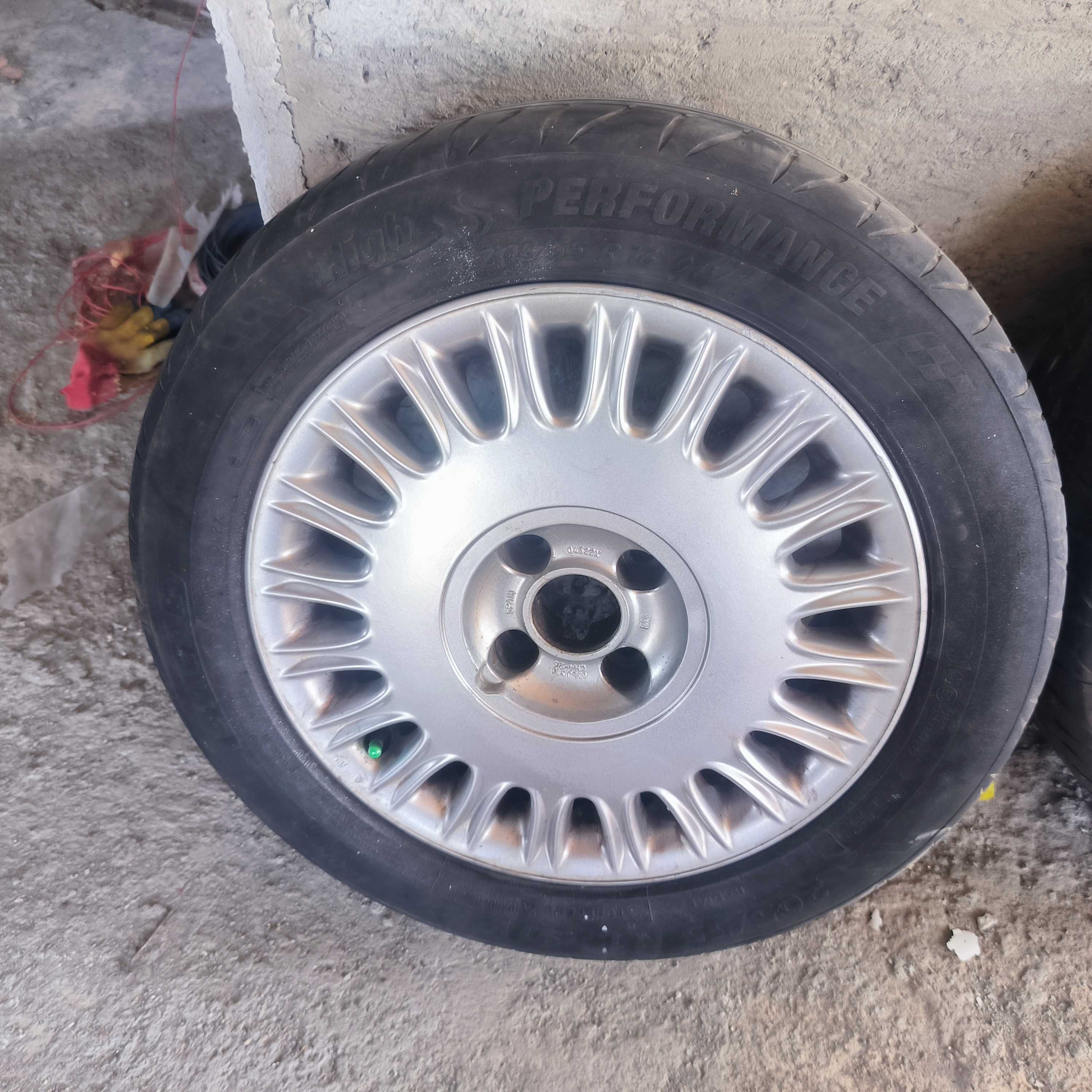 Jante aliaj aluminiu R16 Citroen Peugeot 4x108 cauciucuri 205.55.16