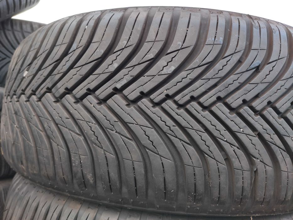 2бр Като нови Всесезонни гуми 205 55 17 - Maxxis - DOT 2024