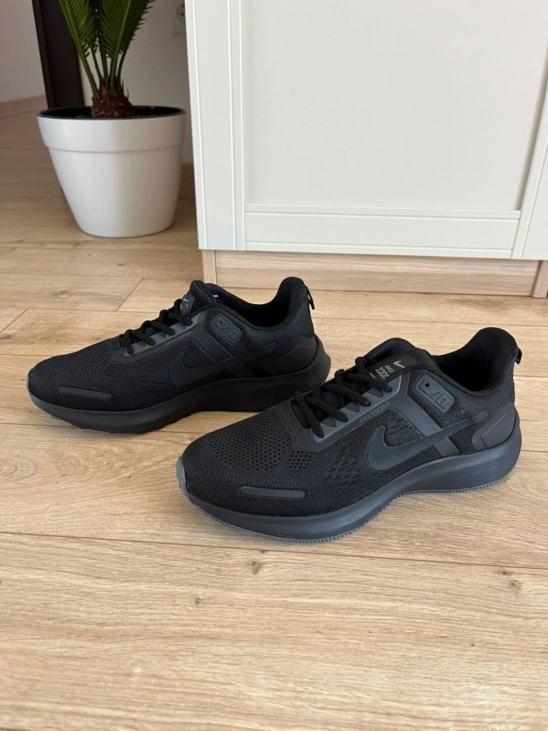 Adidasi Nike noi