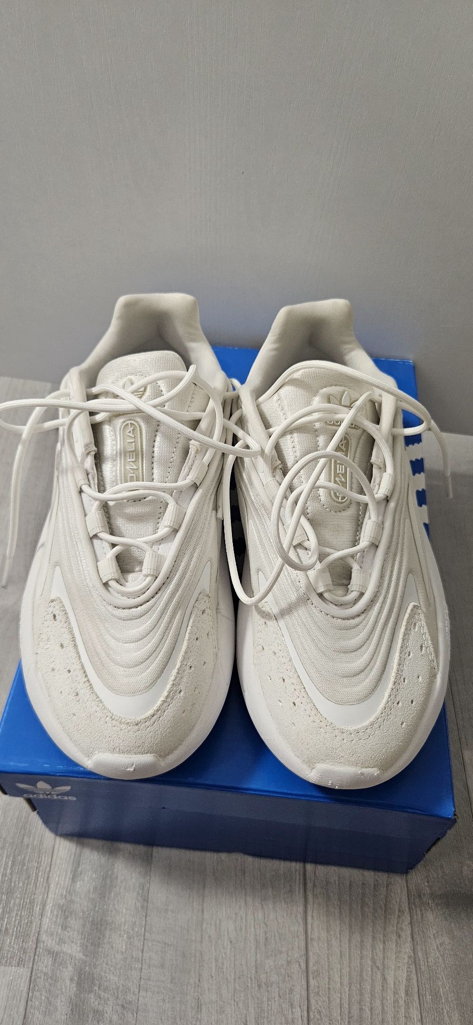 кроссовки adidas