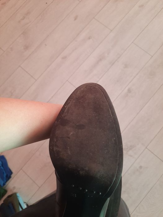 Ghete de piele cu toc