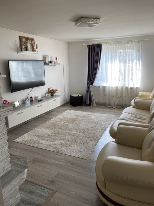 Vand casa Hunedoara Pestisu Mare+cladrire garaj(pretabil service auto)