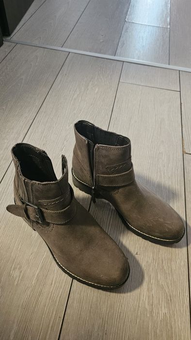 Ghete Clarks dama din piele marimea 37
