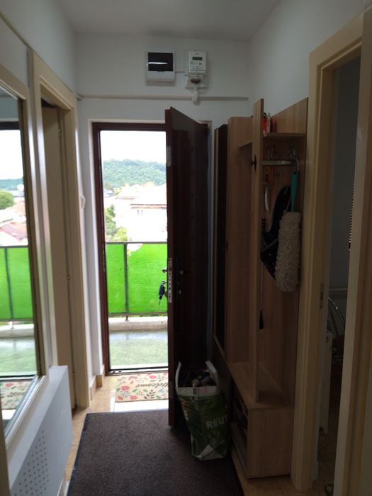 Închiriez/ schimb cu casa un apartament cu 3 camere central