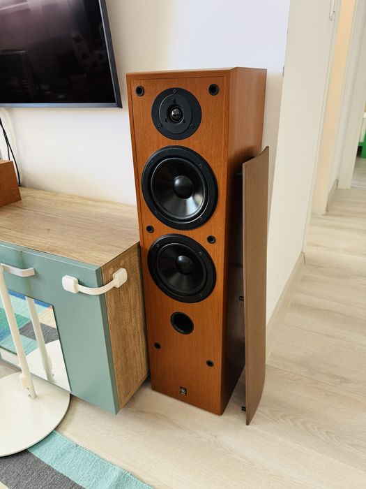 Sistem Yamaha 5.1 |RX-V359|NS-50F|NS-C55|NS-E55|YST-SW012|