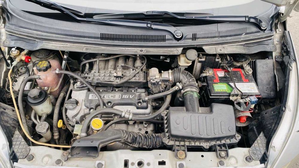 Спарк 2 позиция сотилади