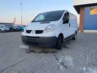 Vand Renault Trafic 2.0 diesel 90 cp,an 2010,ac functional,impecabila